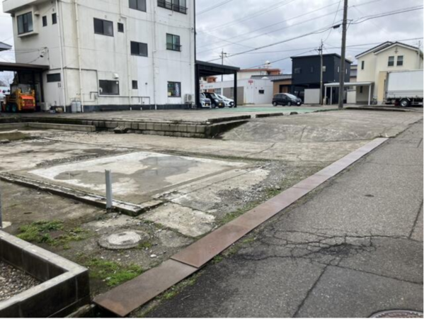 鯖江市鳥羽、土地の画像です