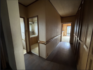 鯖江市つつじケ丘町、中古一戸建ての画像です