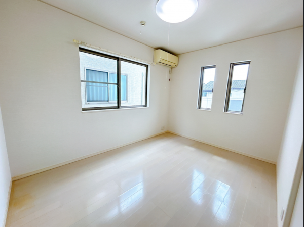 鯖江市御幸町、中古一戸建ての画像です