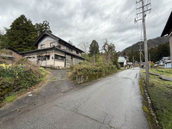 勝山市、中古一戸建ての画像です