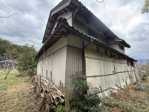 勝山市、中古一戸建ての画像です