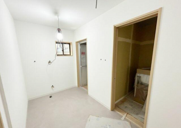 鯖江市杉本町、中古一戸建ての画像です