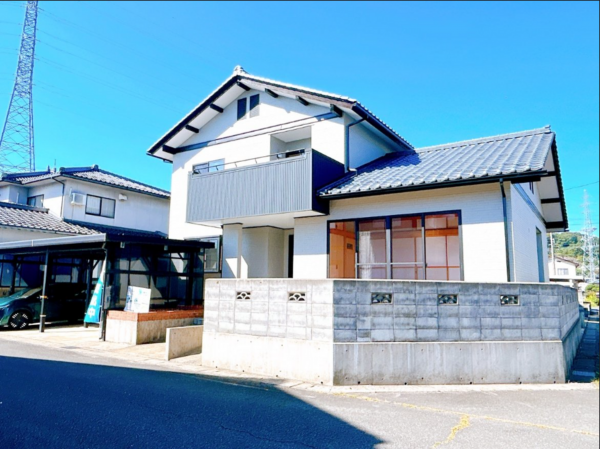 鯖江市上河端町、中古一戸建ての画像です