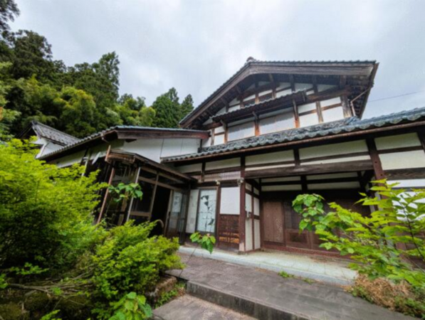 鯖江市金谷町、中古一戸建ての画像です