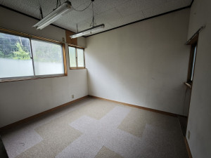 鯖江市西山町、中古一戸建ての画像です