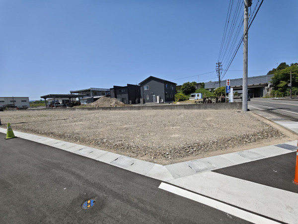 鯖江市上河端町、土地の画像です