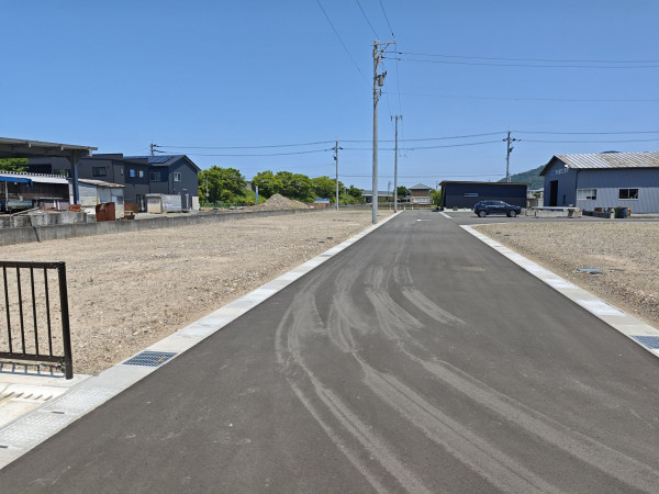 鯖江市上河端町、土地の画像です