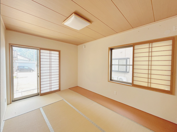 鯖江市落井町、中古一戸建ての画像です