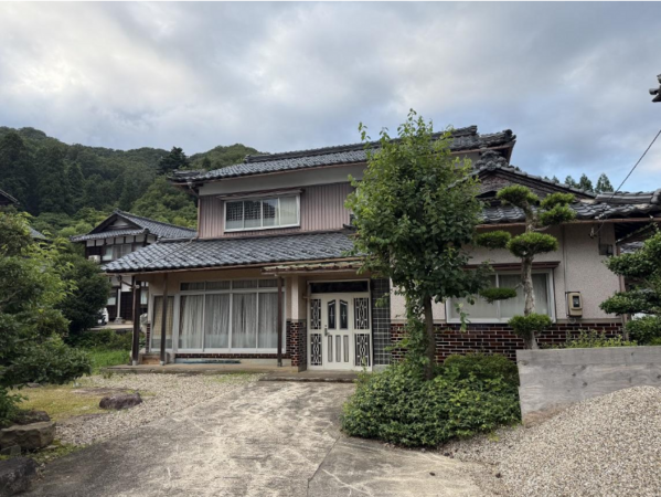 越前市新堂町、中古一戸建ての画像です