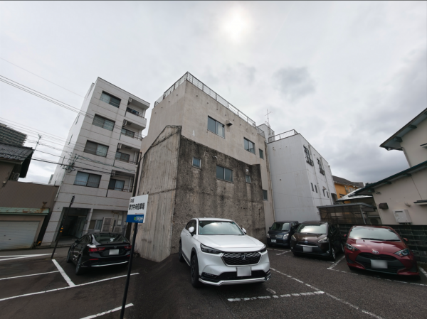 福井市中央2丁目、中古一戸建ての画像です