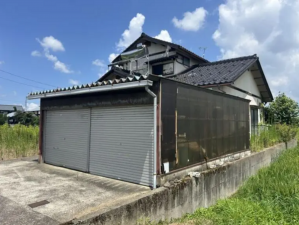 鯖江市平井町、中古一戸建ての画像です