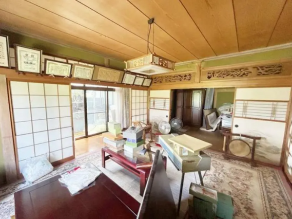 鯖江市平井町、中古一戸建ての画像です