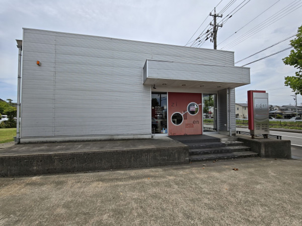 鯖江市下河端町、中古一戸建ての画像です