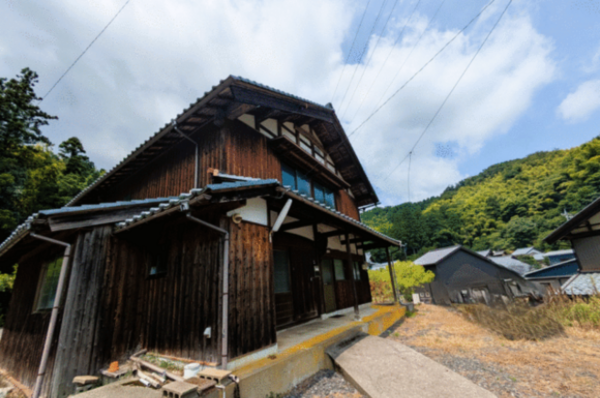 越前市横根町、中古一戸建ての間取り画像です