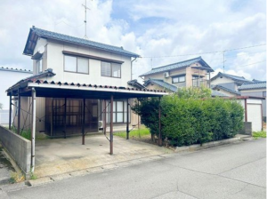 鯖江市下野田町、中古一戸建ての画像です
