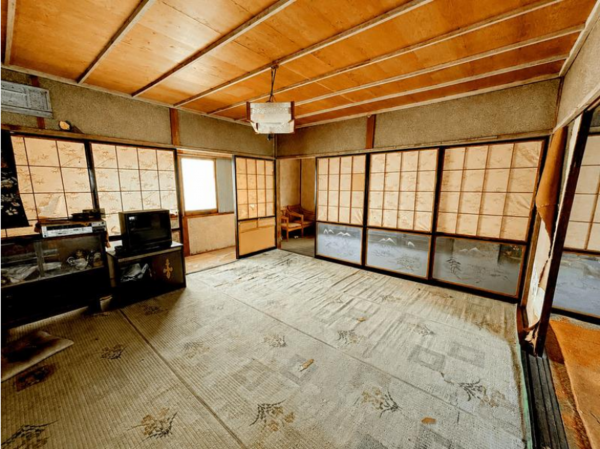 越前市粟田部町、中古一戸建ての画像です