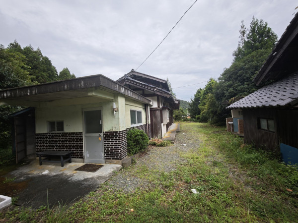 三方上中郡若狭町白屋、中古一戸建ての画像です