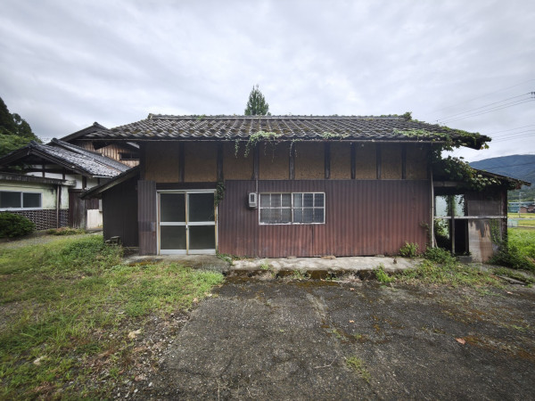 三方上中郡若狭町白屋、中古一戸建ての画像です