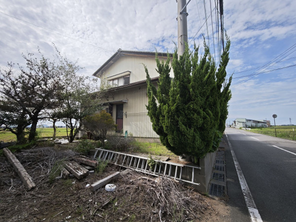 坂井市春江町、中古一戸建ての画像です