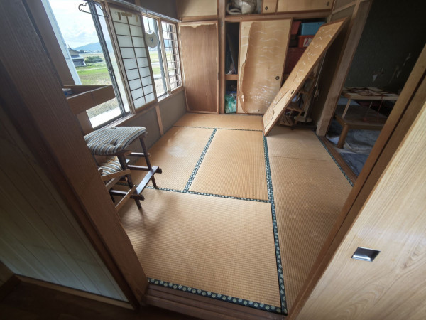 坂井市春江町、中古一戸建ての画像です