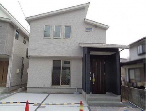 呉市焼山中央、中古一戸建ての画像です