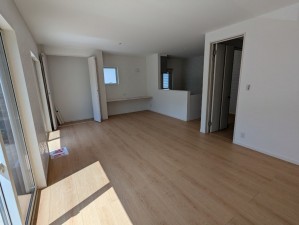 呉市焼山桜ケ丘、中古一戸建ての画像です