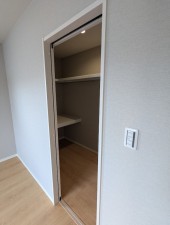 呉市焼山桜ケ丘、中古一戸建ての画像です