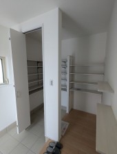 呉市焼山東、中古一戸建ての画像です