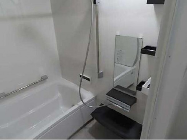 呉市広本町、マンションの画像です