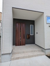 呉市内神町、中古一戸建ての画像です