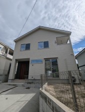 呉市内神町、中古一戸建ての画像です