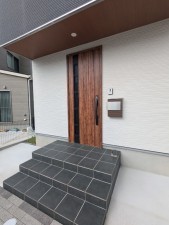 呉市焼山中央、中古一戸建ての画像です