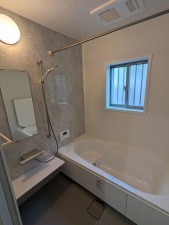 呉市焼山中央、中古一戸建ての画像です