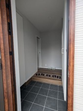 呉市焼山中央、中古一戸建ての画像です
