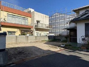 呉市仁方桟橋通、土地の画像です