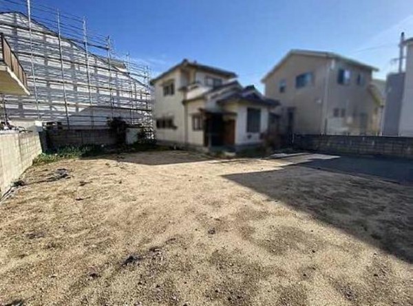 呉市仁方桟橋通、土地の画像です