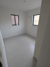 呉市焼山東、中古一戸建ての画像です