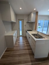 呉市焼山中央、新築一戸建ての画像です