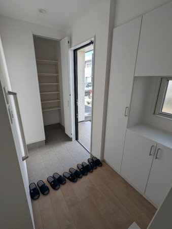 呉市本通、中古一戸建ての画像です