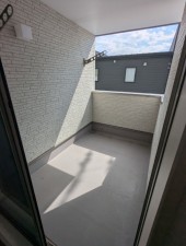 呉市天応大浜、新築一戸建てのバルコニー画像です
