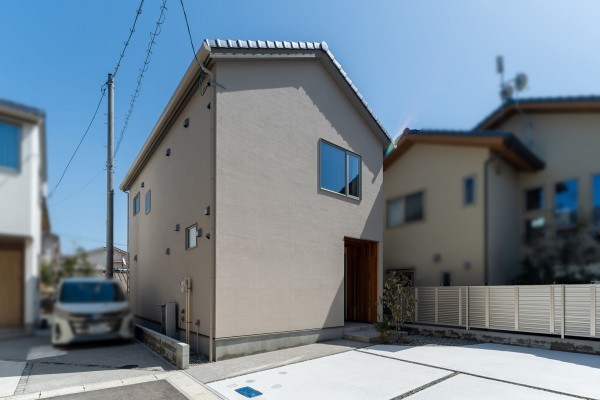 呉市東中央、中古一戸建ての外観画像です