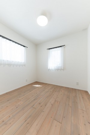 呉市東中央、中古一戸建ての寝室画像です