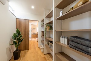 呉市焼山中央、中古一戸建ての画像です