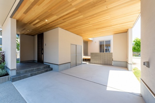 呉市焼山中央、中古一戸建ての画像です