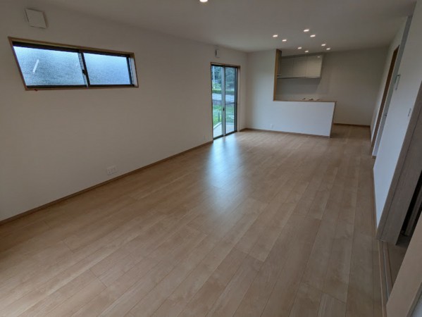 呉市焼山中央、新築一戸建ての画像です