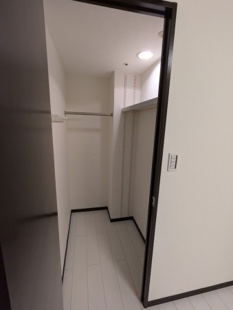 呉市中央、マンションの画像です