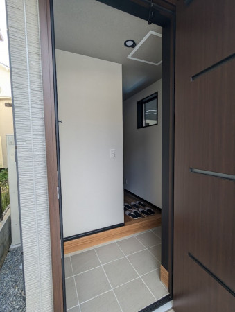 呉市広杭本町、新築一戸建ての画像です
