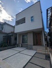 呉市広弁天橋町、中古一戸建ての画像です