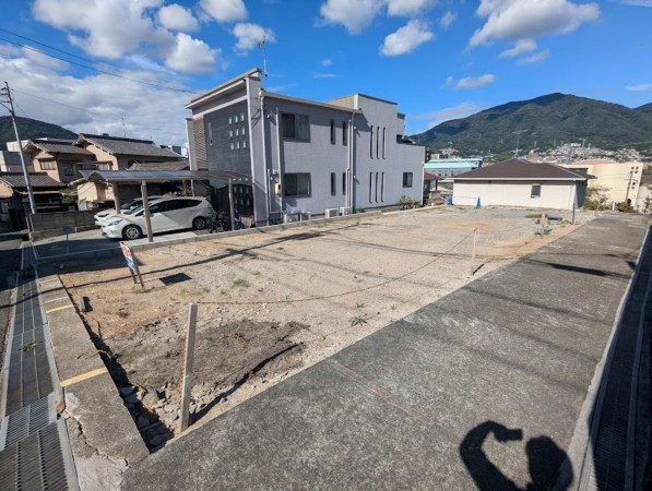 呉市八幡町、土地の画像です