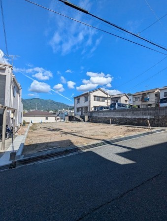 呉市八幡町、土地の画像です